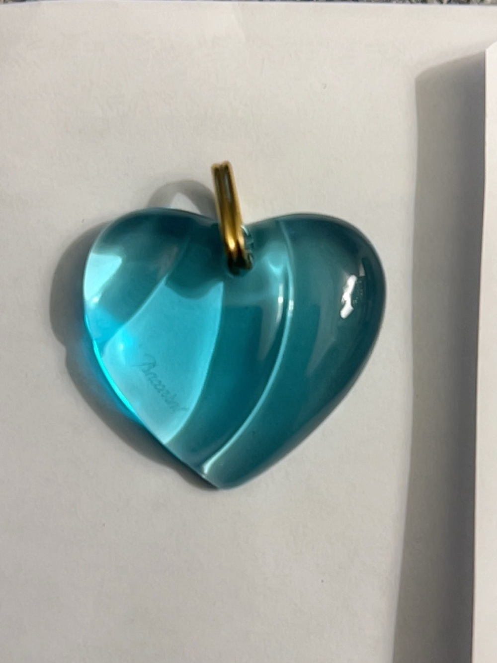 Baccarat Blue-Turquoise Heart Crystal Pendant with Gold Bail - Picture 4 of 6